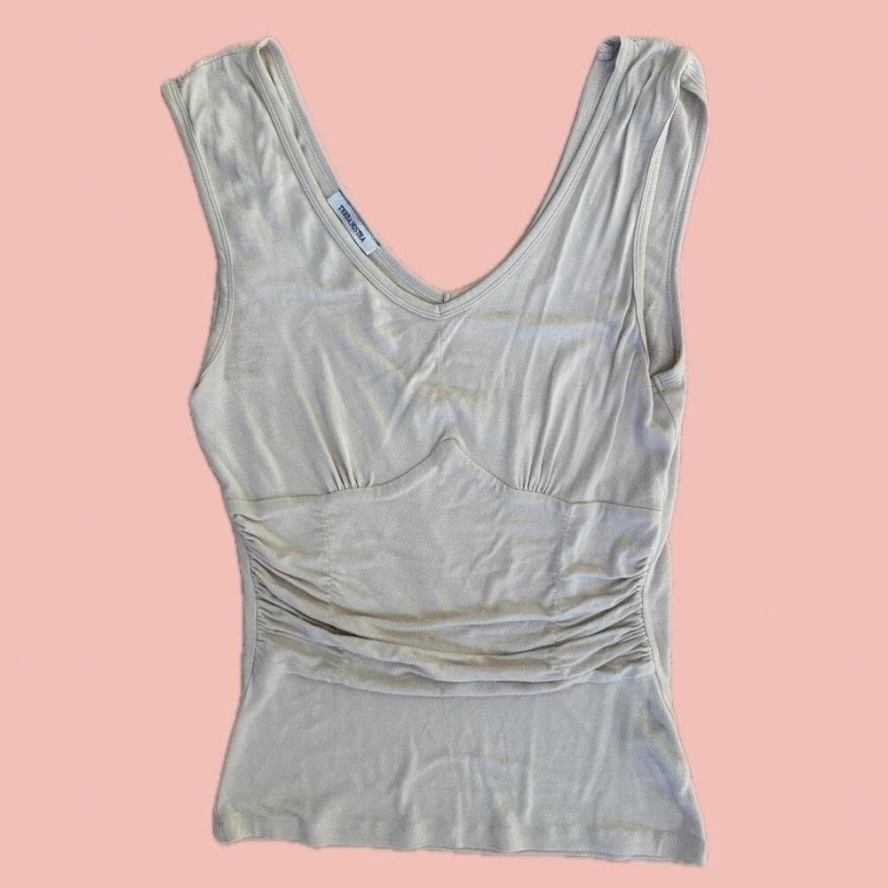 Flattering corset-inspired top with a soft stretch fit